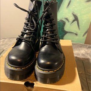 Doc Martens Jadon size 5